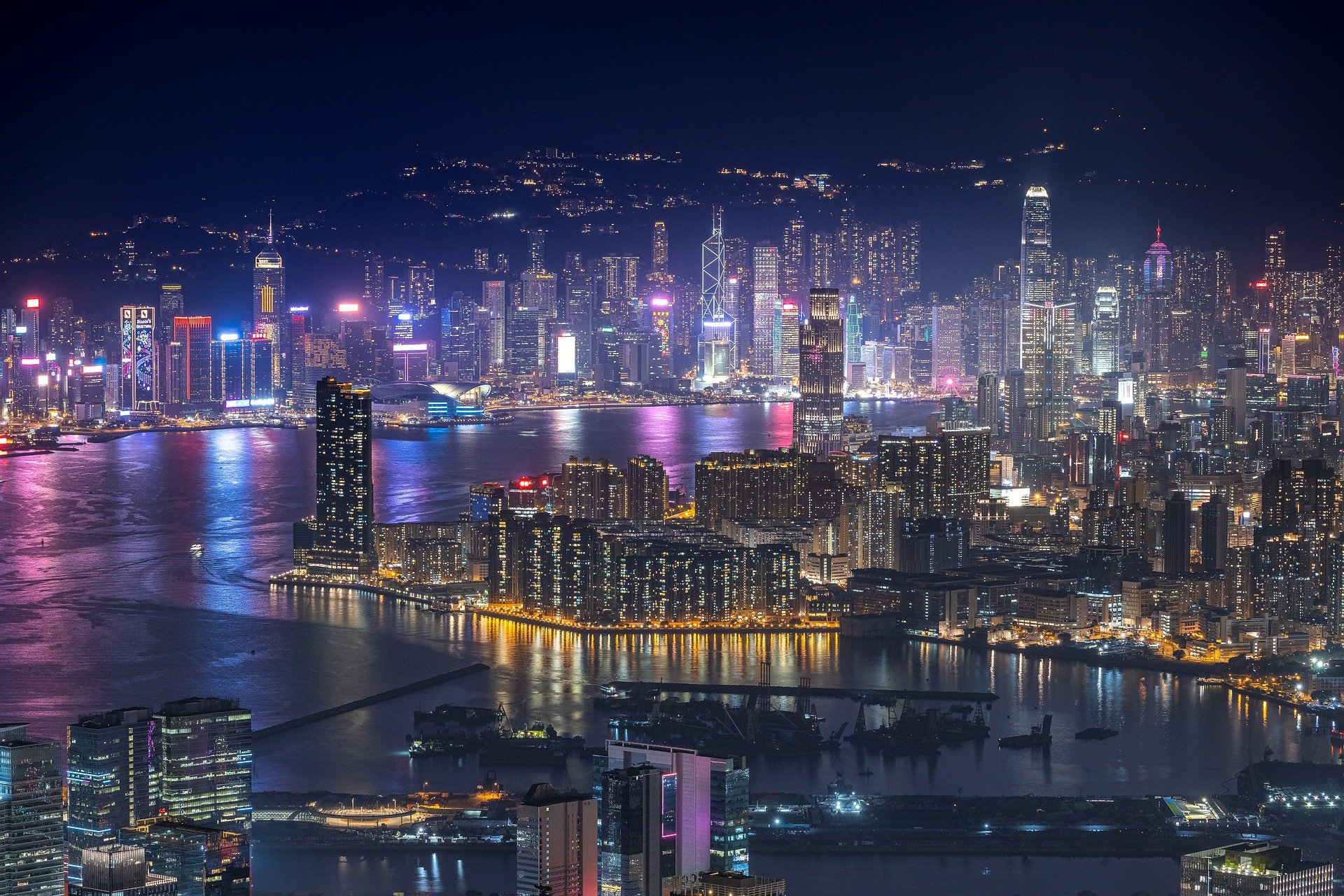 Best Time for Photography Enthusiasts to Visit Hong Kong Saijitech